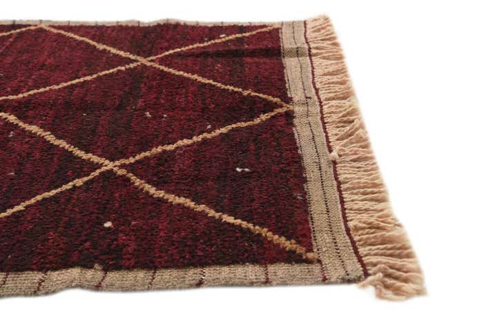 4' x 6' 7 Hand Knotted Moroccan Wool Rug