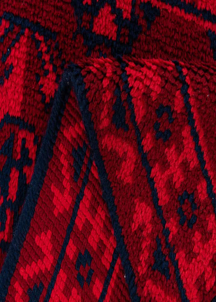 2' 7 x 4' 4 Hand Knotted Moroccan Wool Rug