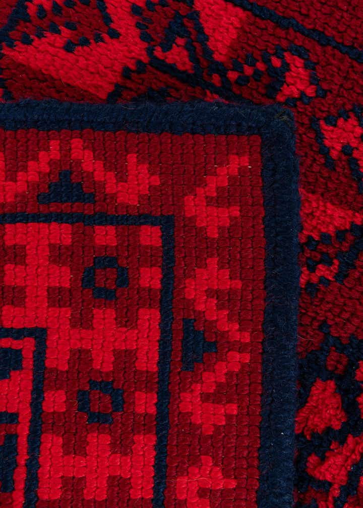 2' 7 x 4' 4 Hand Knotted Moroccan Wool Rug