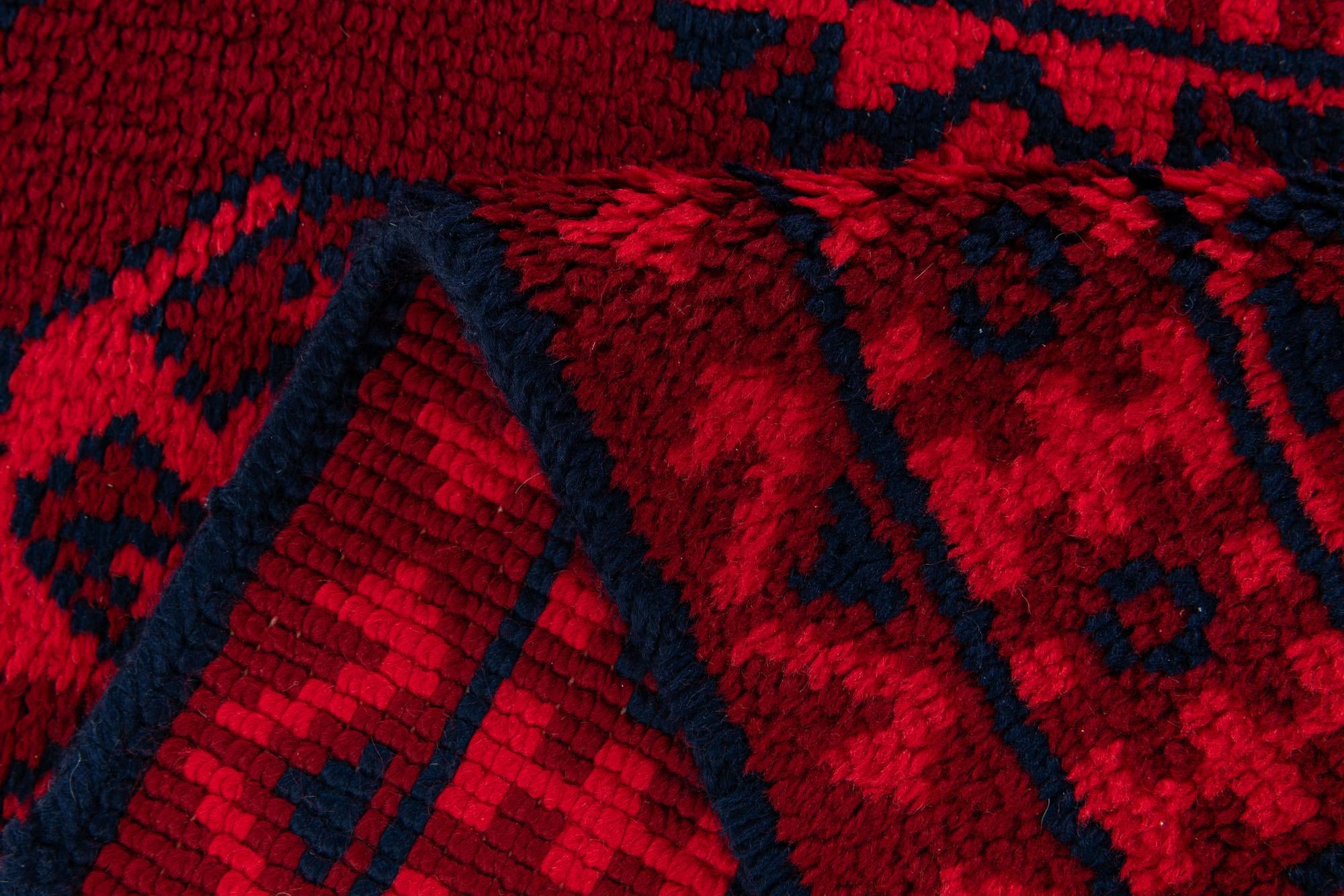 2' 7 x 4' 4 Hand Knotted Moroccan Wool Rug