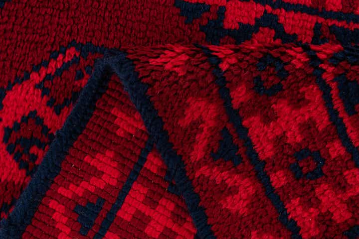 2' 7 x 4' 4 Hand Knotted Moroccan Wool Rug