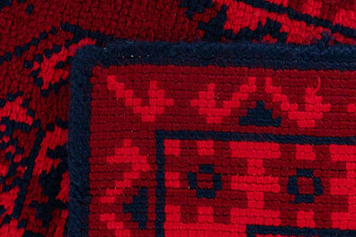 2' 7 x 4' 4 Hand Knotted Moroccan Wool Rug