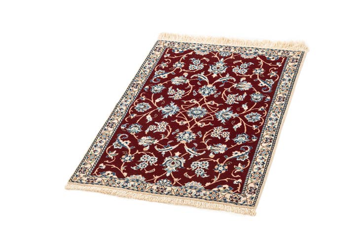 Detail image of 2' x 2' 10 Hand Knotted Nain Rug