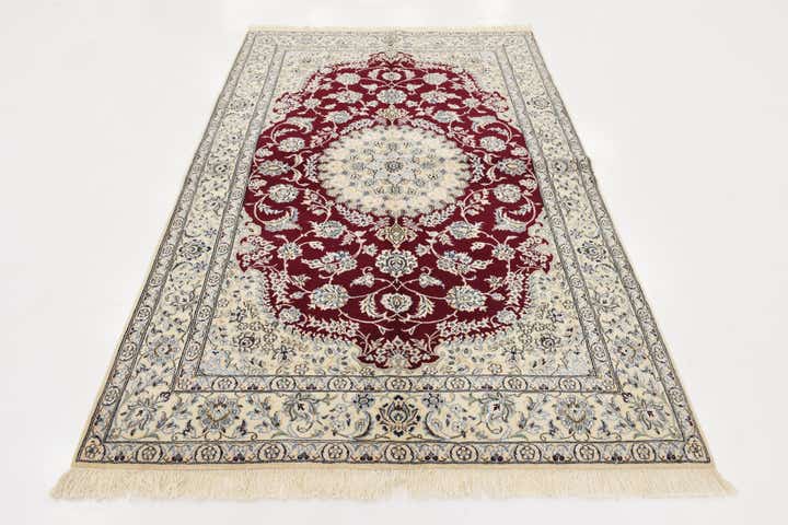 5' 2 x 8' 2 Hand Knotted Nain Persian Rug