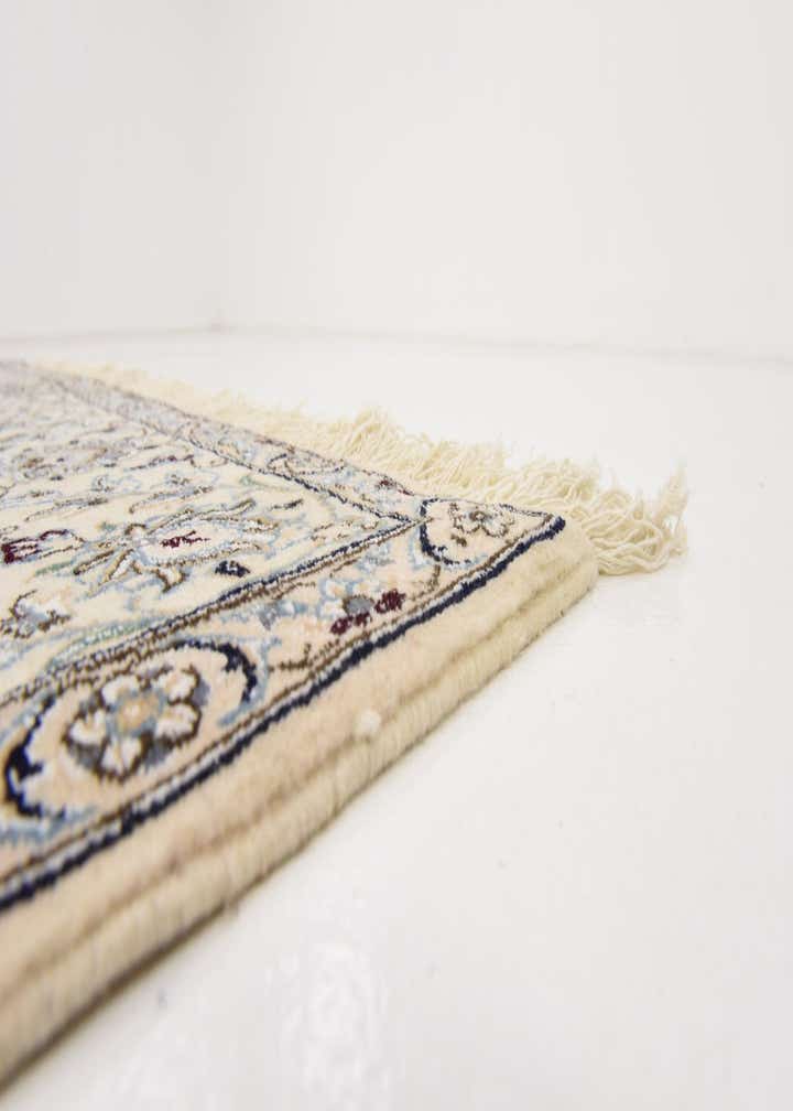 5' 2 x 8' 2 Hand Knotted Nain Persian Rug