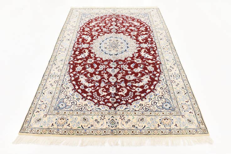 Detail image of 5' 1 x 7' 9 Hand Knotted Nain Persian Rug