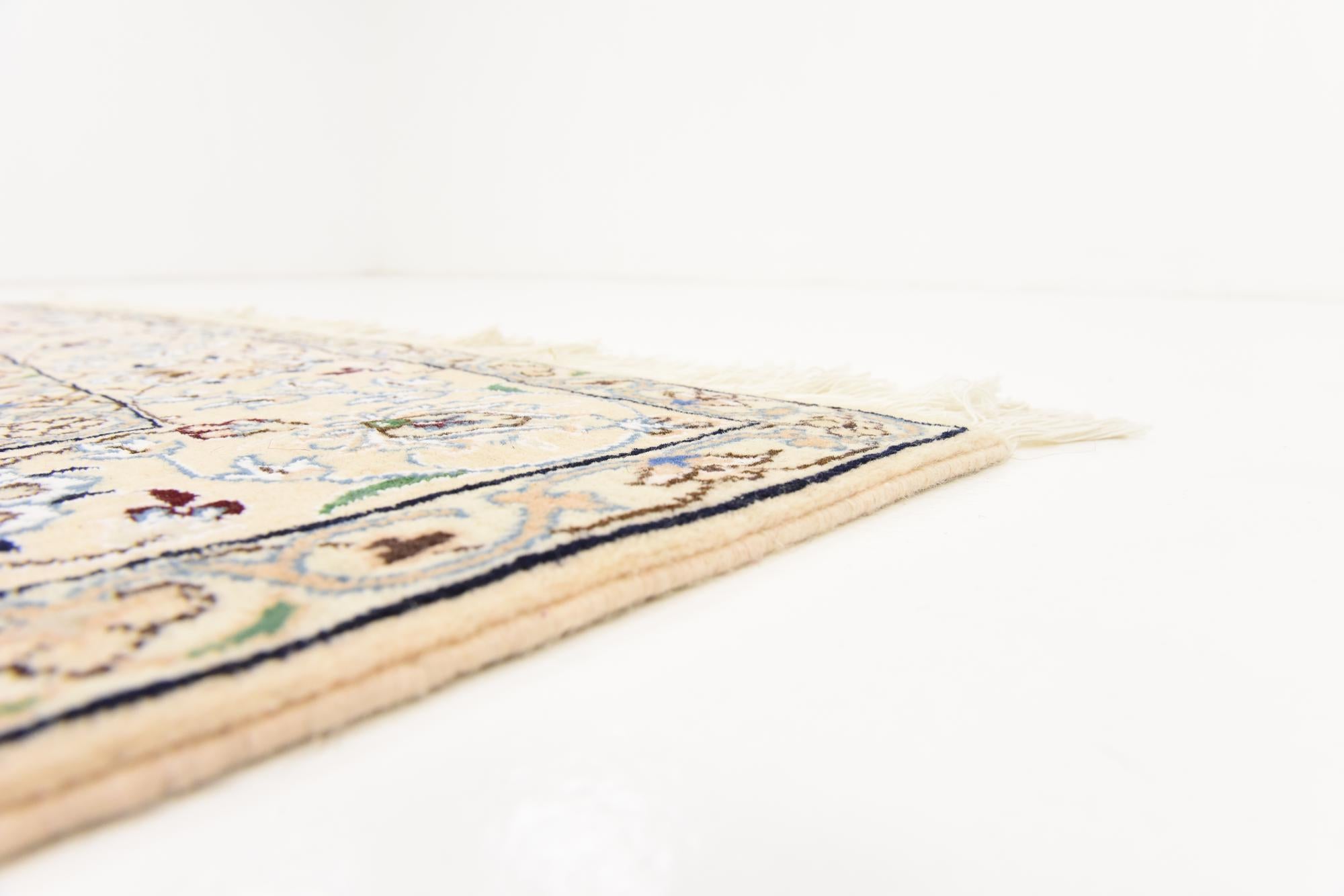 5' 1 x 7' 9 Hand Knotted Nain Persian Rug