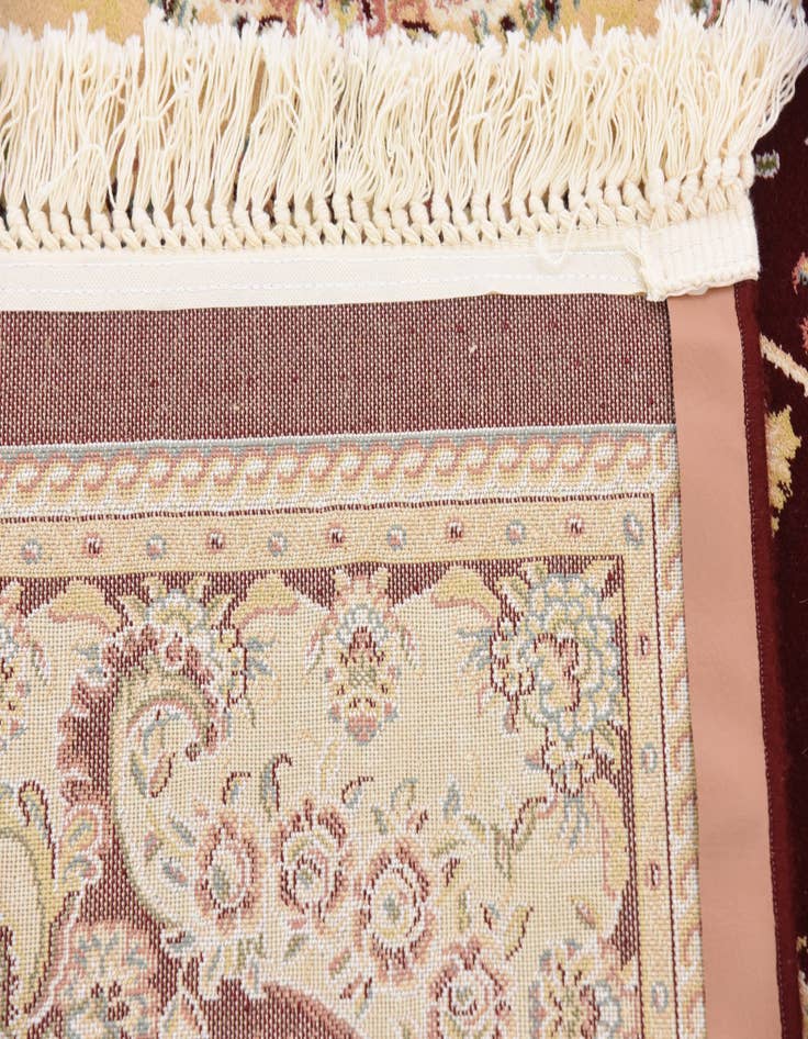 Detail image of 6' 6 x 10' Neda Rug