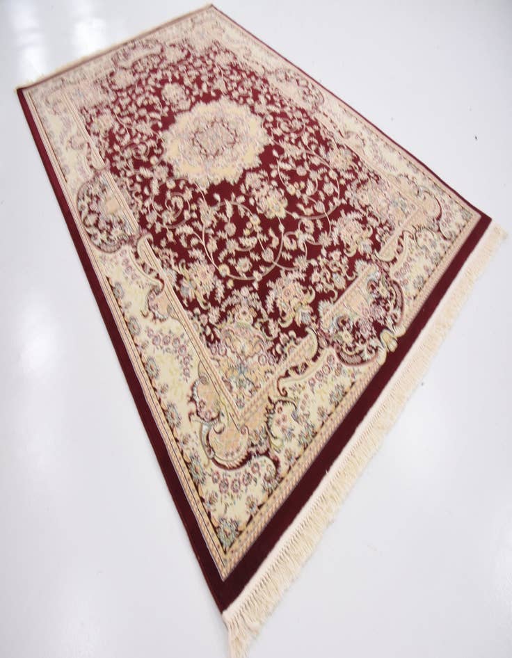 Detail image of 6' 6 x 10' Neda Rug