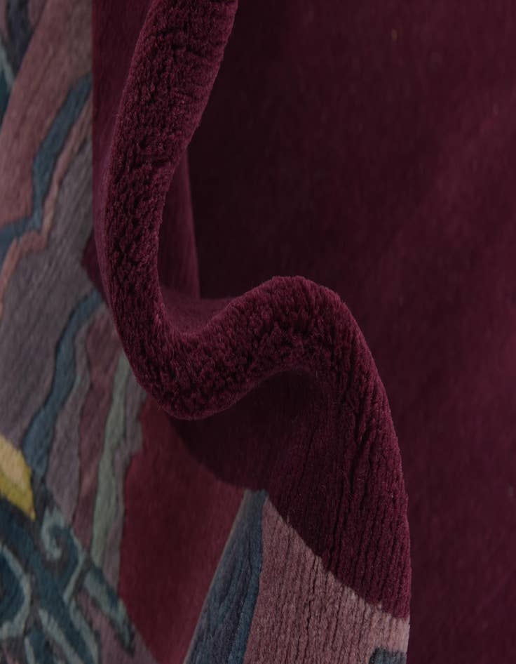 Detail image of 6' 8 x 10' Hand Knotted Nepal Wool Rug