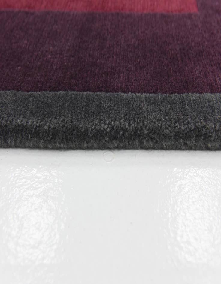 Detail image of 6' 6 x 9' 9 Hand Knotted Nepal Wool Rug