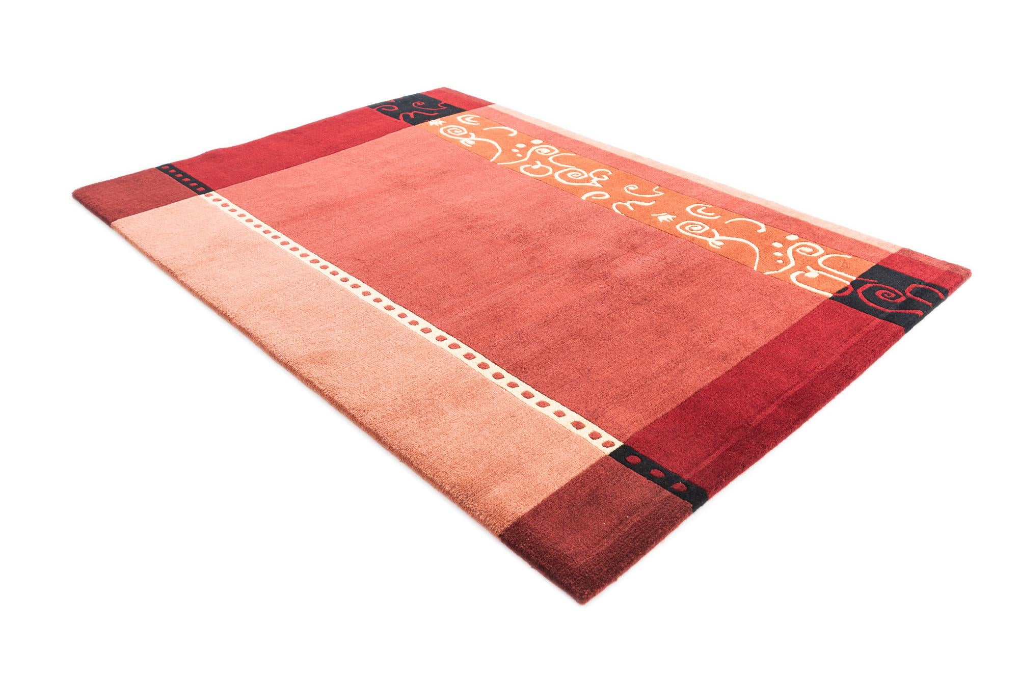4' 9 x 6' 6 Hand Knotted Nepal Wool Rug