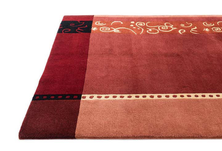 4' 9 x 6' 6 Hand Knotted Nepal Wool Rug