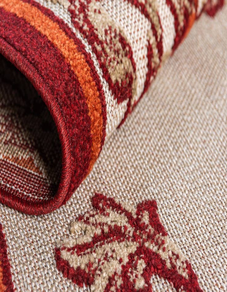 Detail image of 7' x 10'  Washable Botanical Indoor / Outdoor Rug