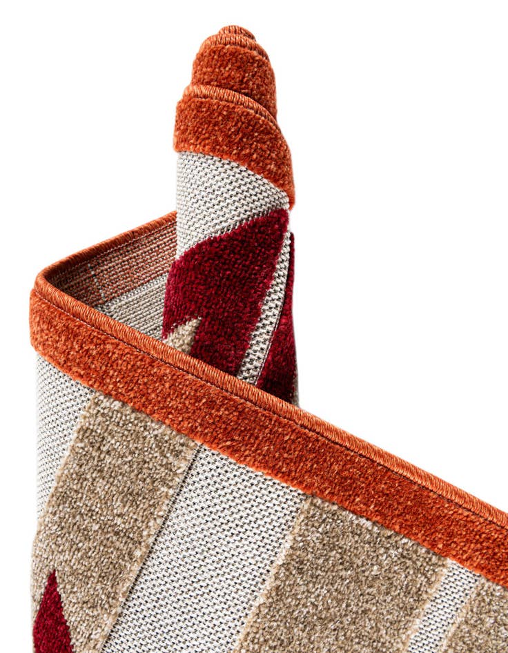 Detail image of 8' x 10'  Washable Modern Indoor / Outdoor Rug