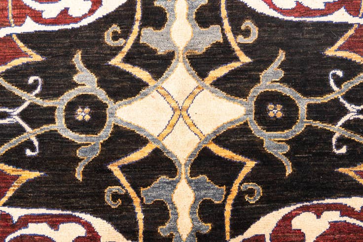 Detail image of 5' 8 x 7' 8 Hand Knotted Peshawar Ziegler Rug