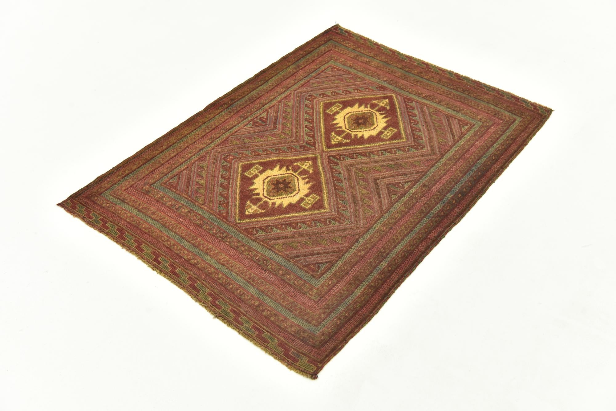 2' 9 x 3' 10 Hand Knotted Sumak Wool Rug