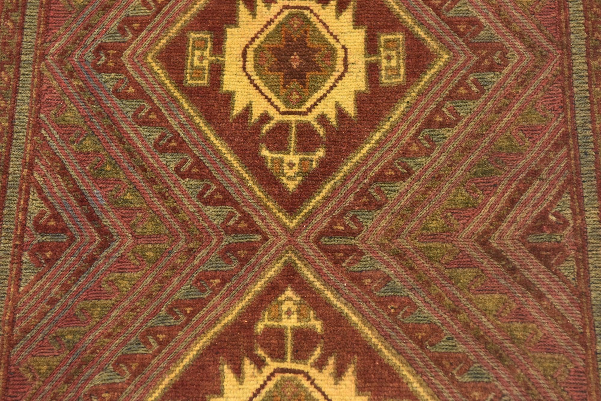 2' 9 x 3' 10 Hand Knotted Sumak Wool Rug