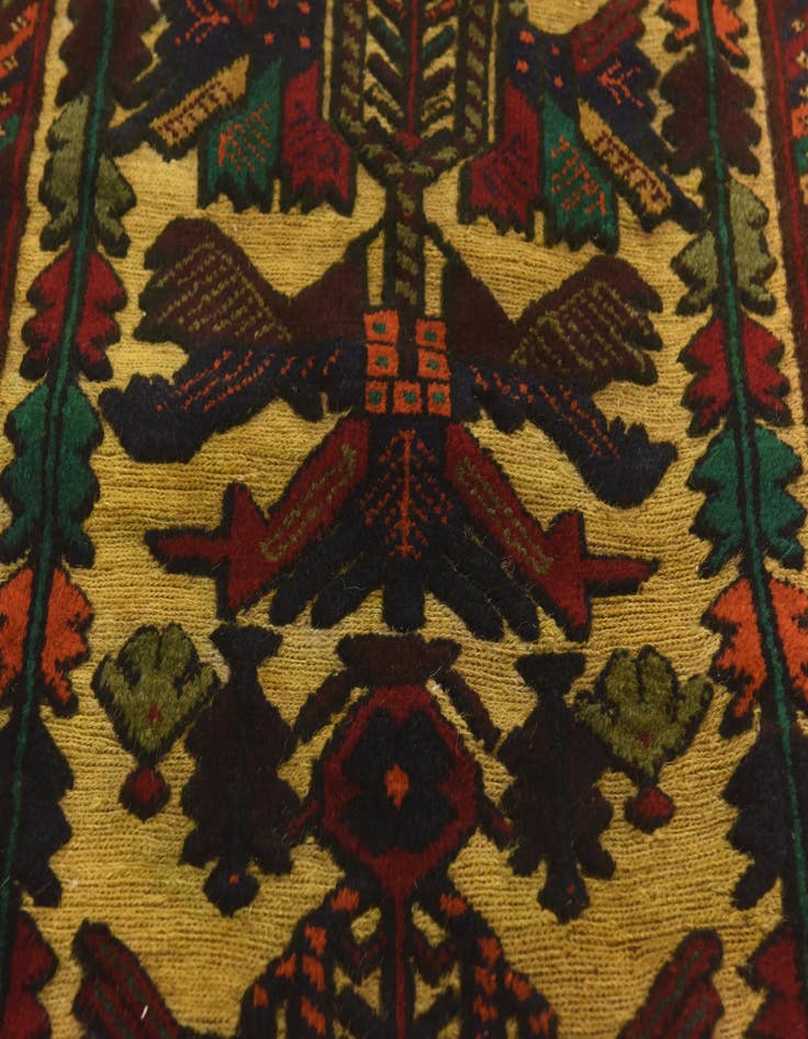 Detail image of 3' x 4' 10 Hand Knotted Sumak Wool Rug