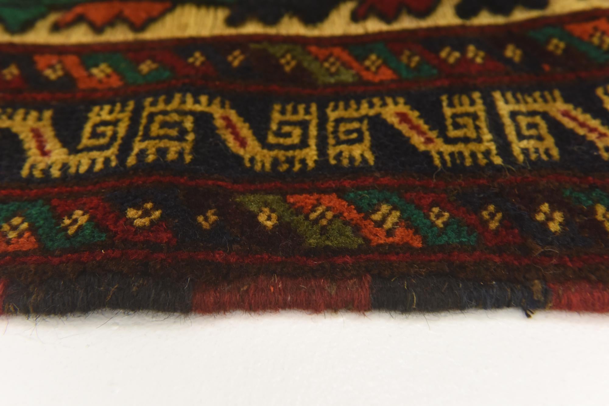 3' x 4' 10 Hand Knotted Sumak Wool Rug