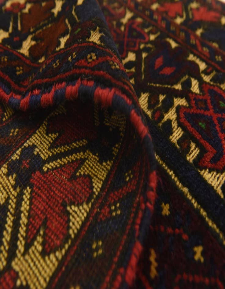 Detail image of 2' 10 x 4' 8  Hand Knotted Sumak Wool Rug