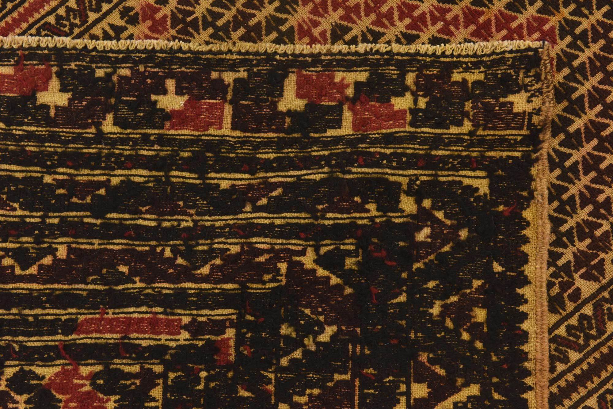3' 9 x 6' 3 Hand Knotted Sumak Wool Rug
