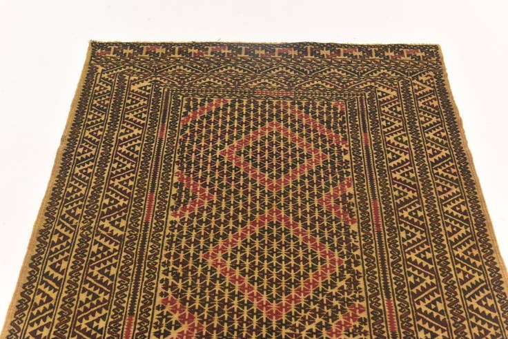 Detail image of 3' 9 x 6' 3 Hand Knotted Sumak Wool Rug