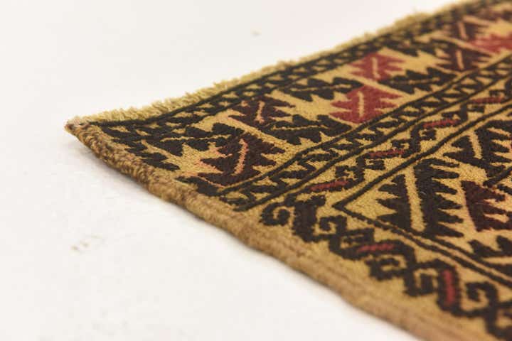 3' 9 x 6' 3 Hand Knotted Sumak Wool Rug