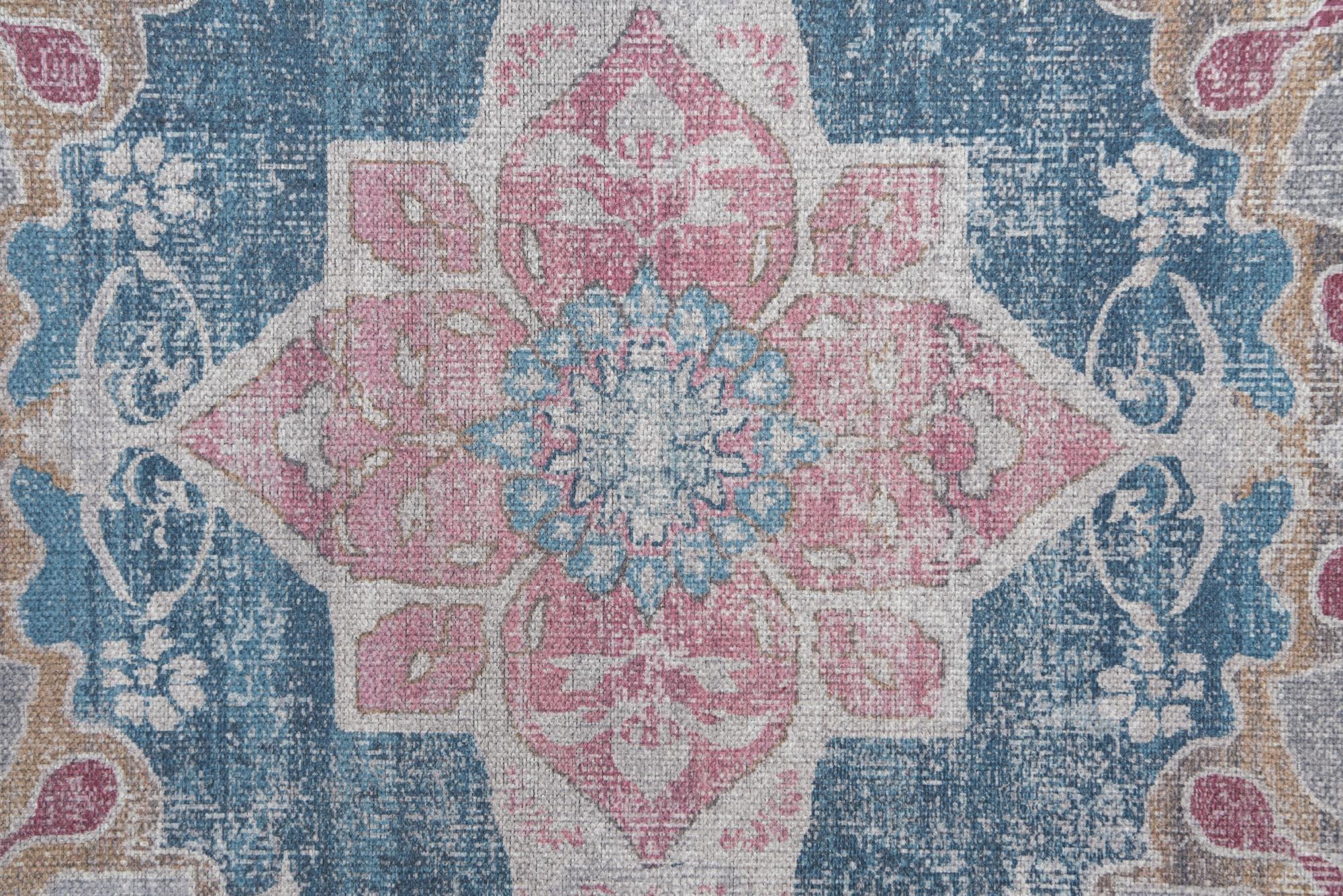 5' x 7' 5 Washable Timeless Rug