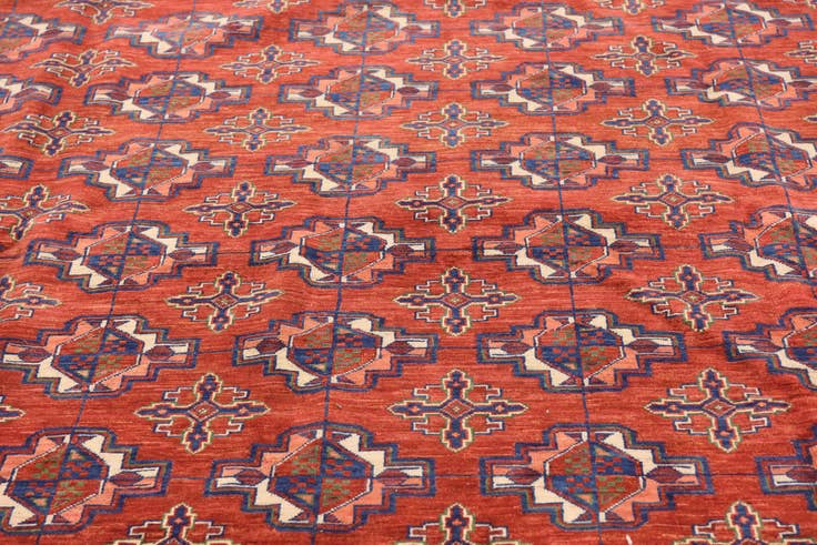 Detail image of 9' 10 x 13' 2 Hand Knotted Torkaman Wool Rug