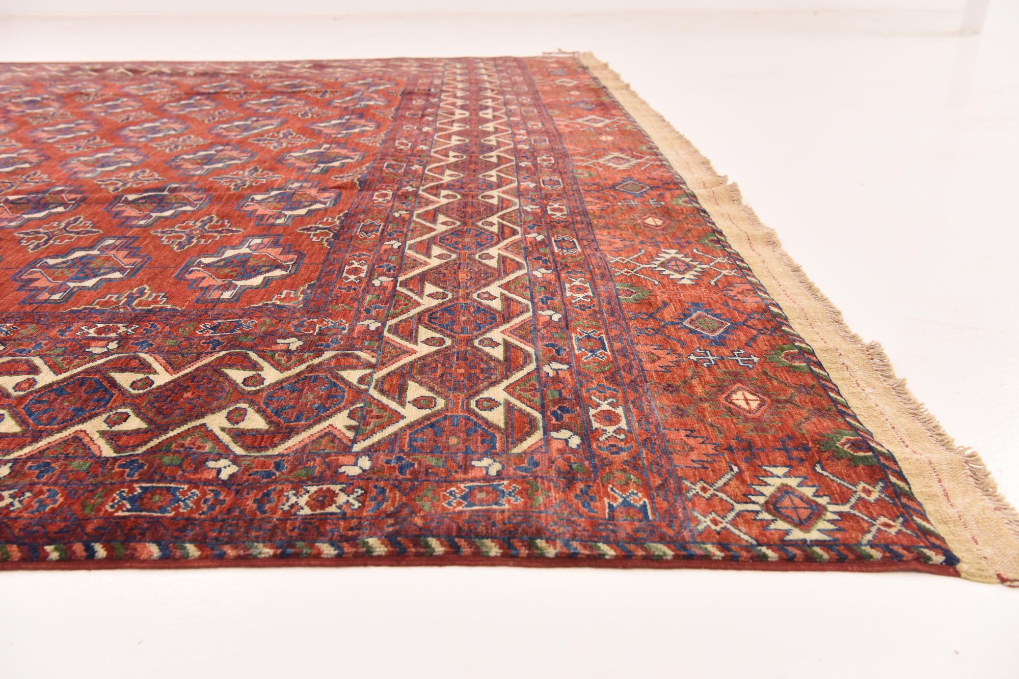 9' 10 x 13' 2 Hand Knotted Torkaman Wool Rug