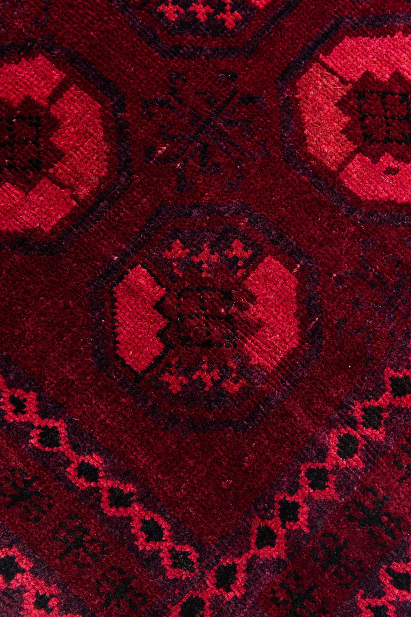 6' x 9' 3 Hand Knotted Ultra Vintage Wool Rug