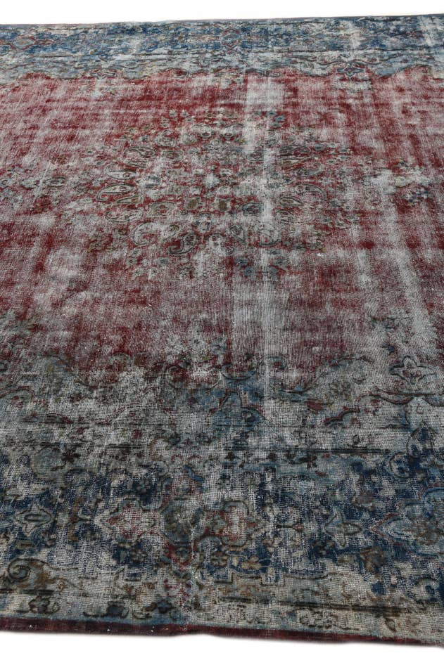 Detail image of 9' 9 x 13' 5 Hand Knotted Ultra Vintage Persian Wool Rug