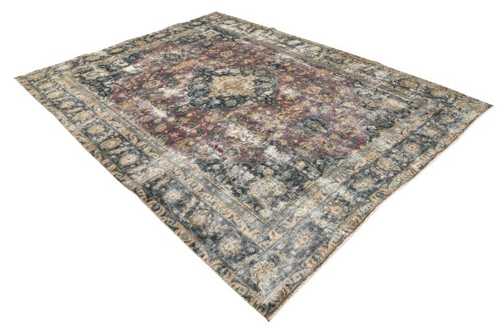 Detail image of 8' x 10' 6 Hand Knotted Ultra Vintage Persian Wool Rug