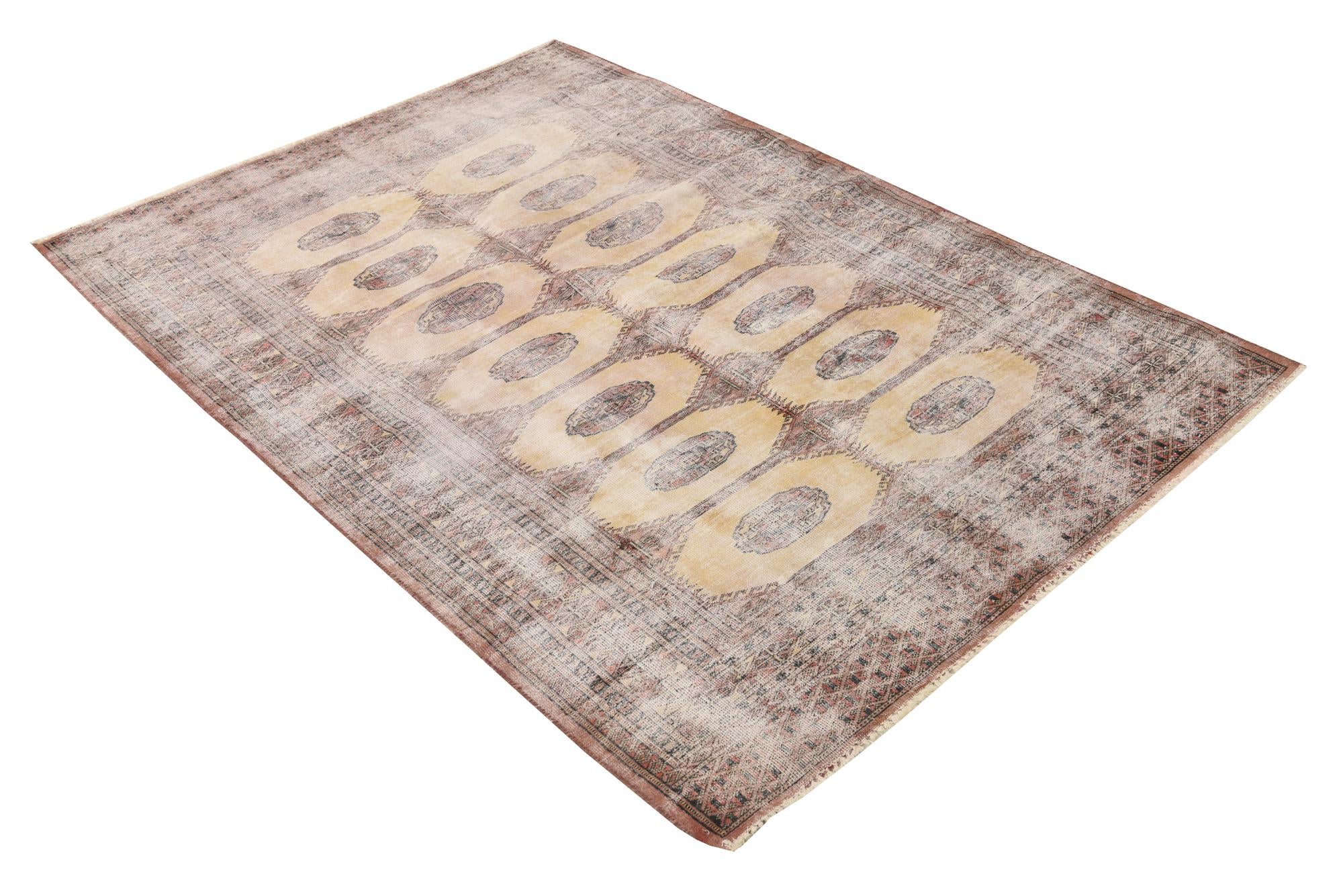 4' x 6' Hand Knotted Ultra Vintage Persian Wool Rug