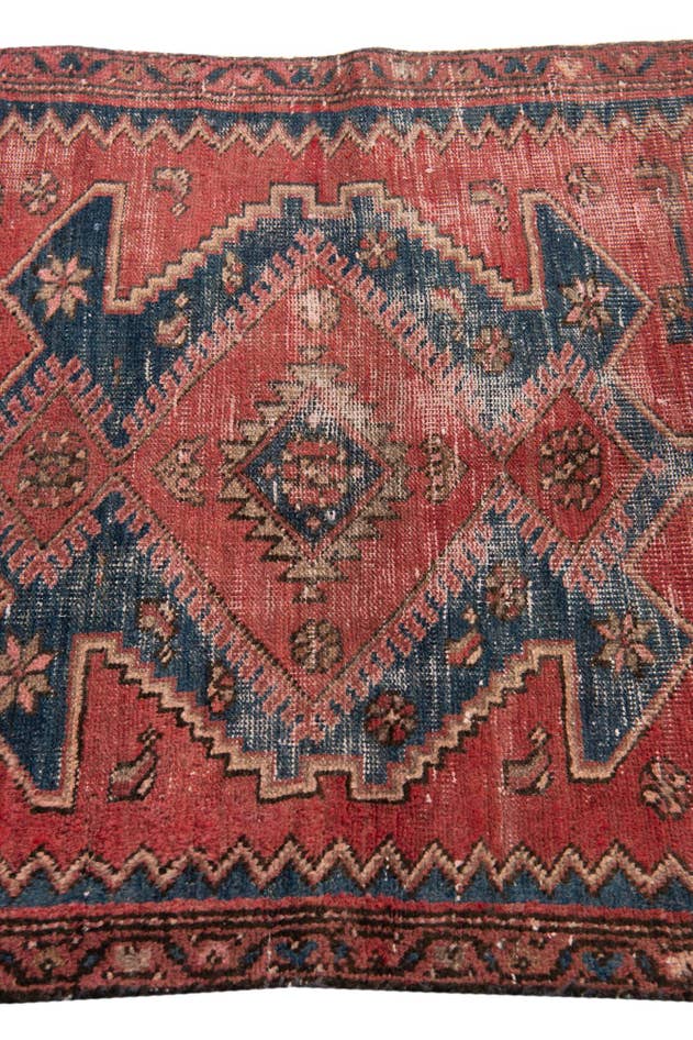 Detail image of 3' 1 x 5' 5 Hand Knotted Ultra Vintage Persian Wool Rug