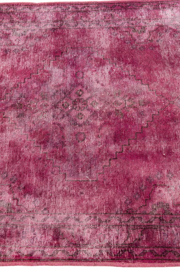 Detail image of 3' 2 x 4' 8 Hand Knotted Ultra Vintage Persian Wool Rug