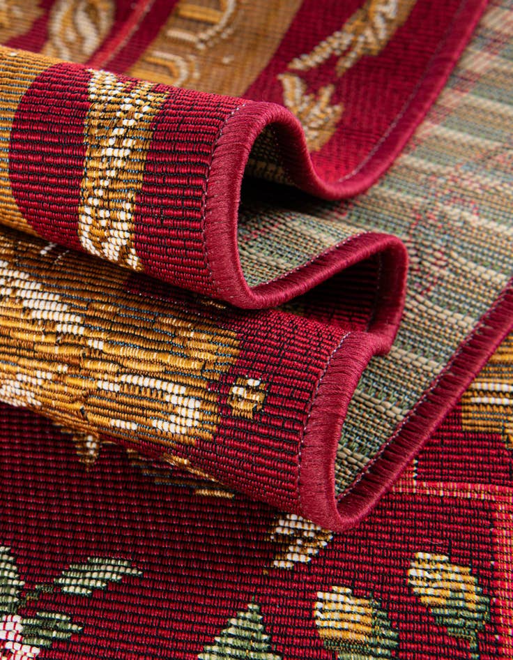 Detail image of 4' x 6'  Washable Traditional Indoor / Outdoor Rug