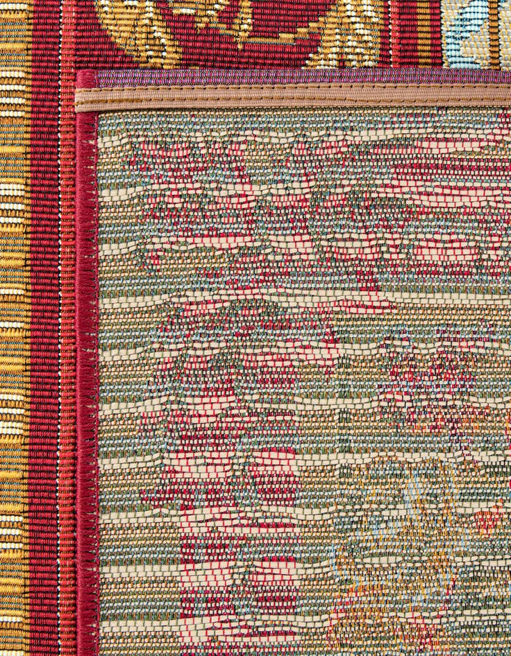 Detail image of 2' 7 x 10'  Washable Traditional Indoor / Outdoor Runner Rug