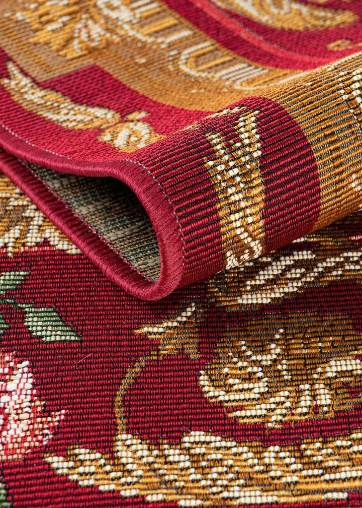 7' 10 x 7' 10 Easy-Clean Traditional Indoor / Outdoor Square Rug