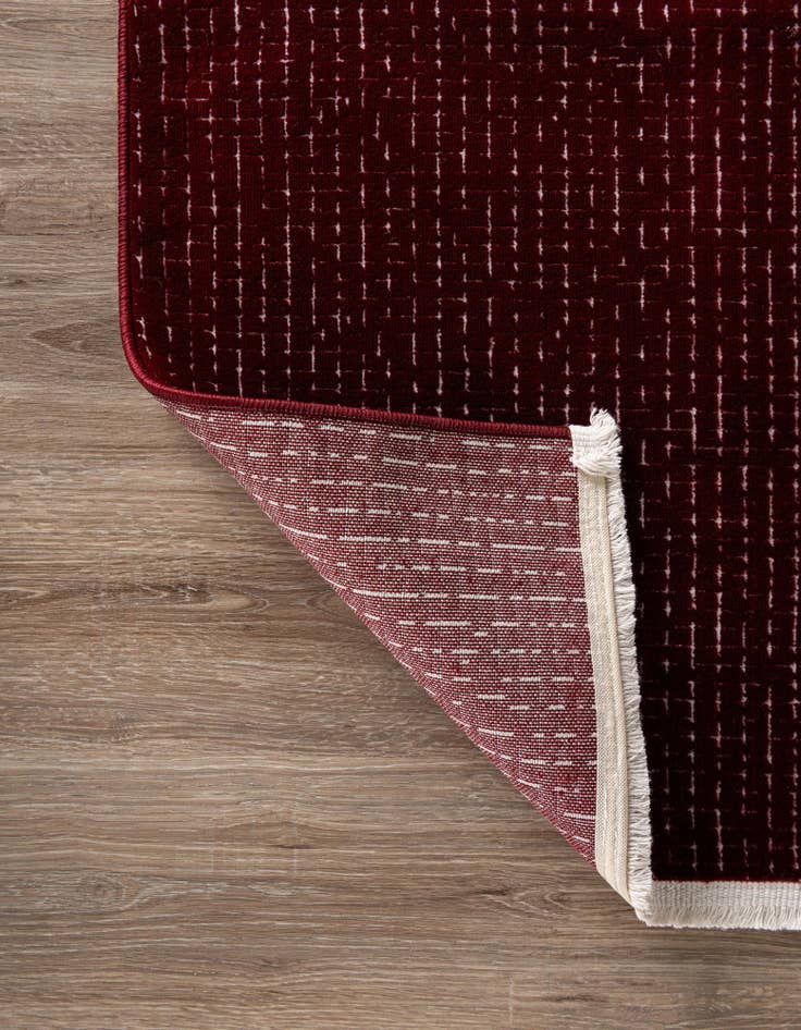 Detail image of 2' x 6' Aakaar Runner Rug