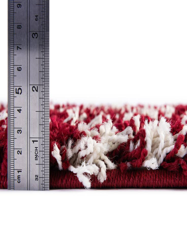 Detail image of 2' x 8' Lattice Shag Runner Rug