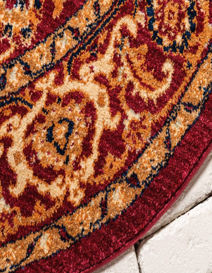 Detail image of 4' 5 x 4' 5 Charlestown Round Rug
