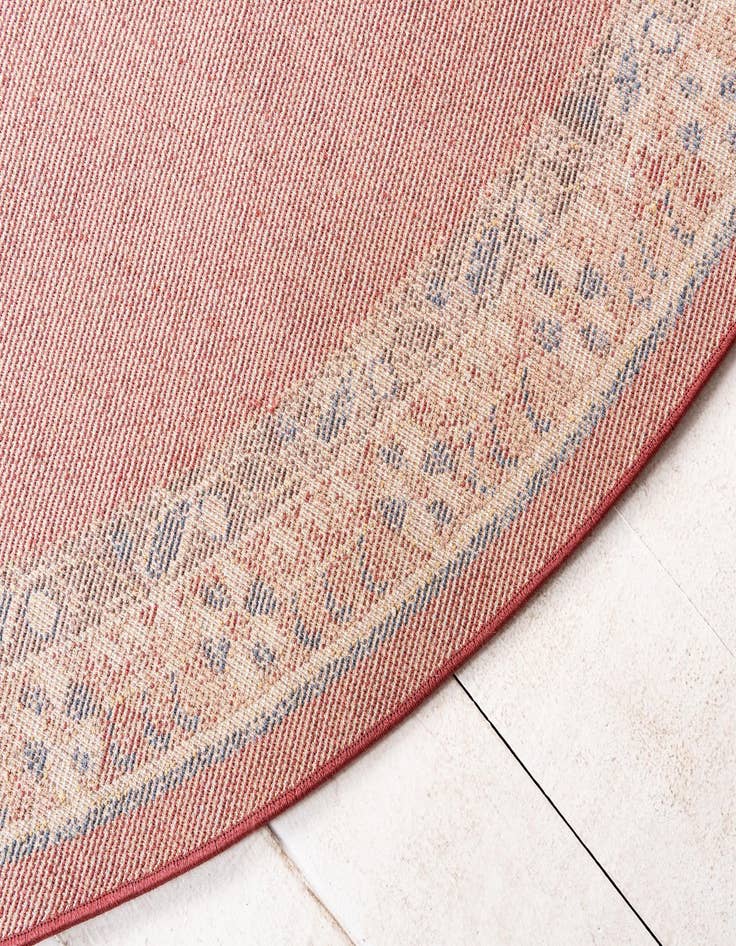Detail image of 7' x 7' Eden Round Rug