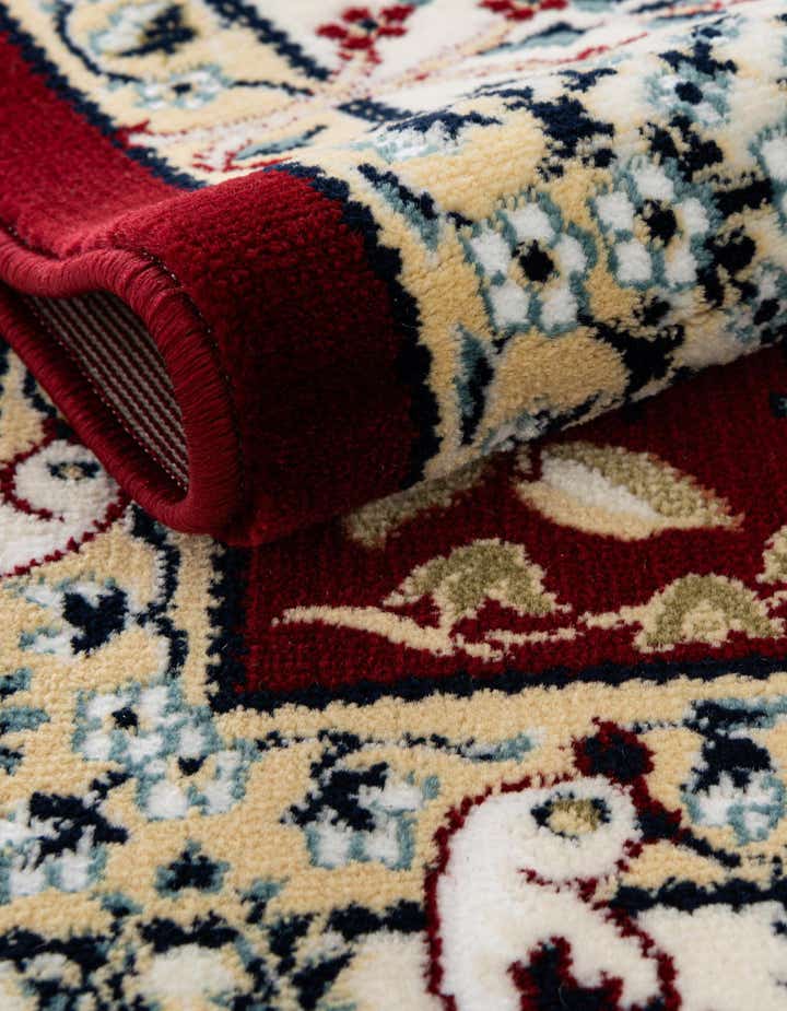 5' 3 x 5' 3 Nain Design Round Rug