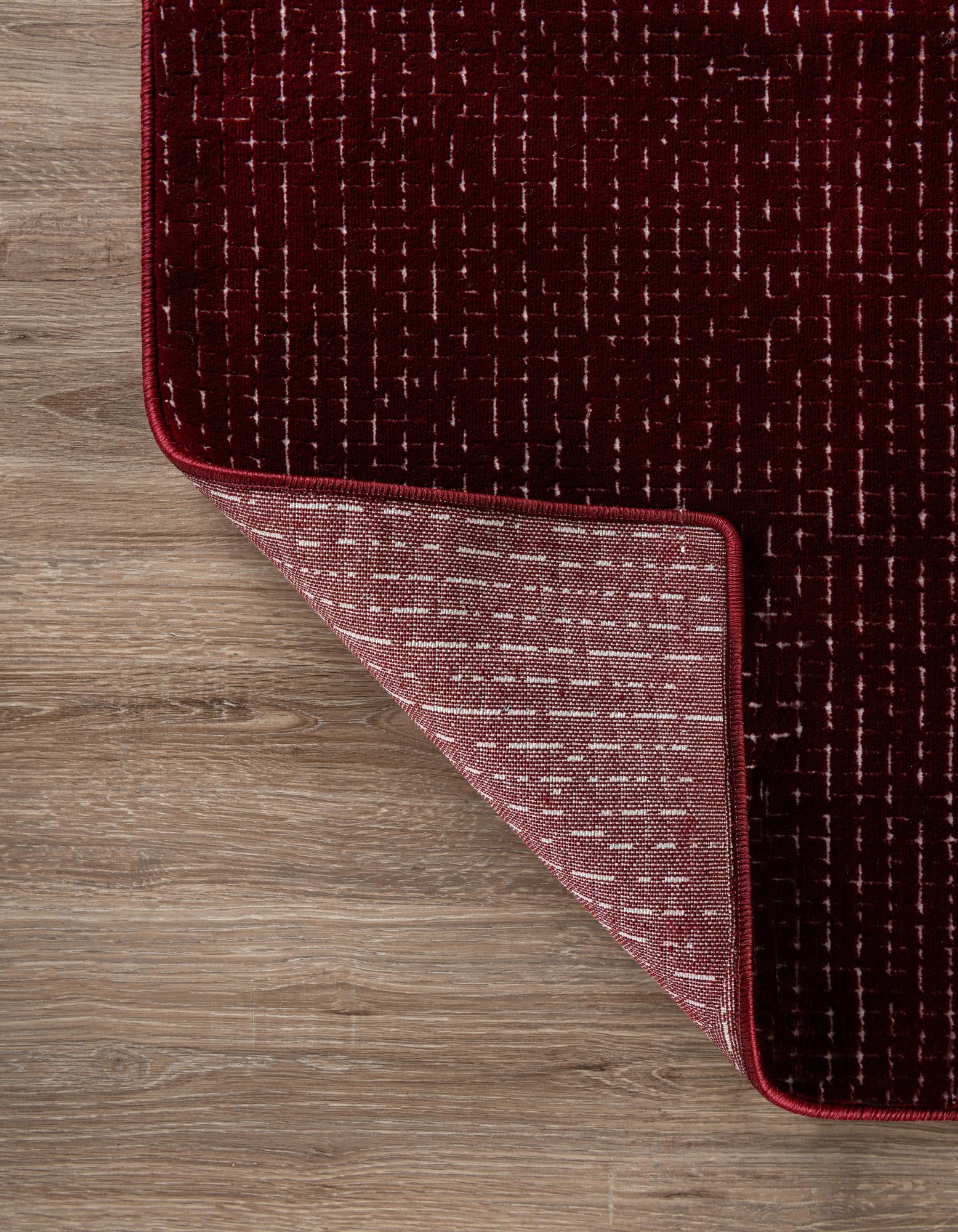 2' x 6' Aakaar Runner Rug