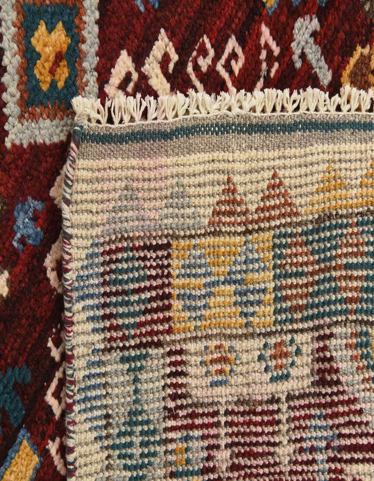Detail image of 2' 6 x 10' 4  Hand Knotted Darya Wool Runner Rug