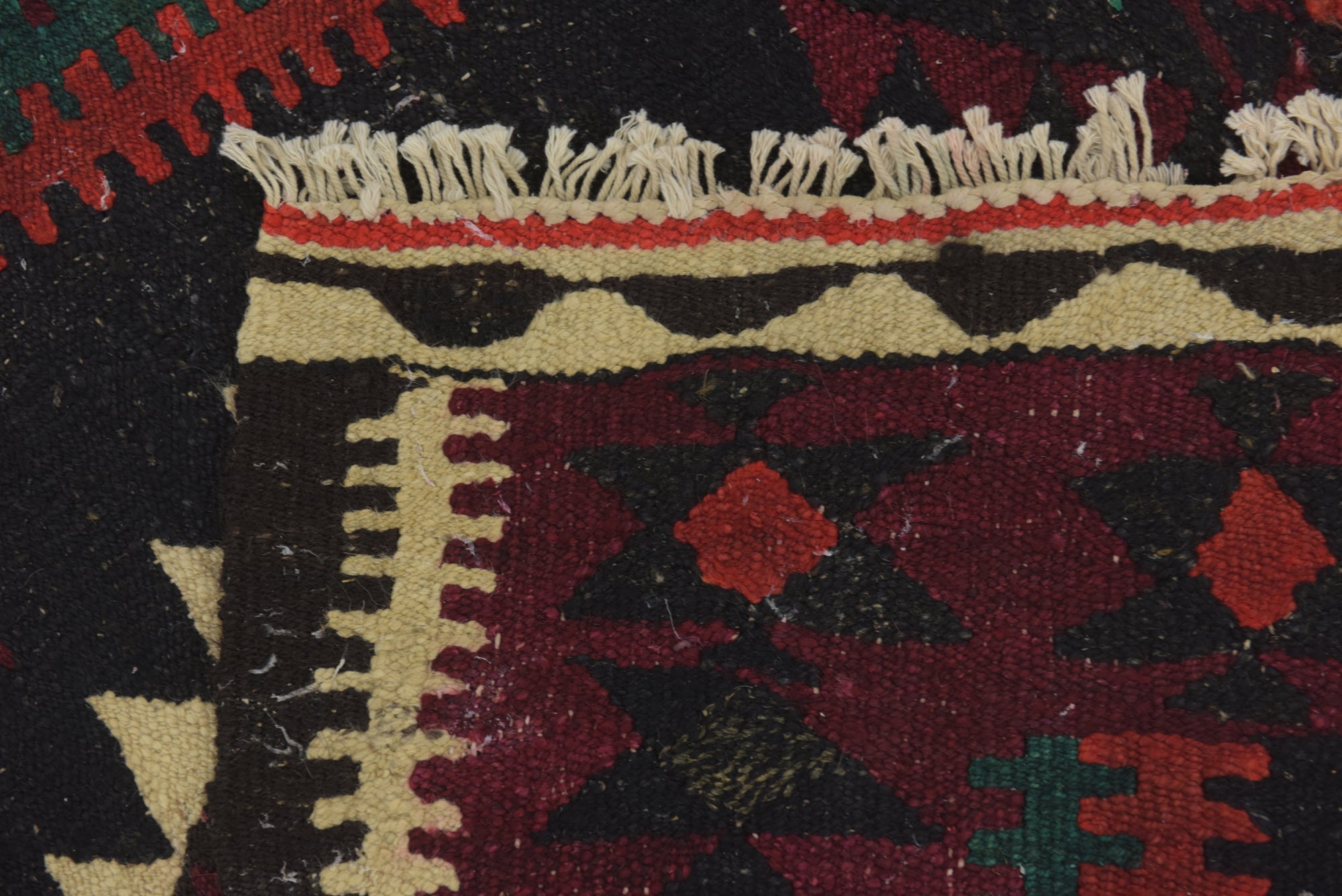 4' x 9' 4 Hand Woven Kilim Fars Wool Runner Rug