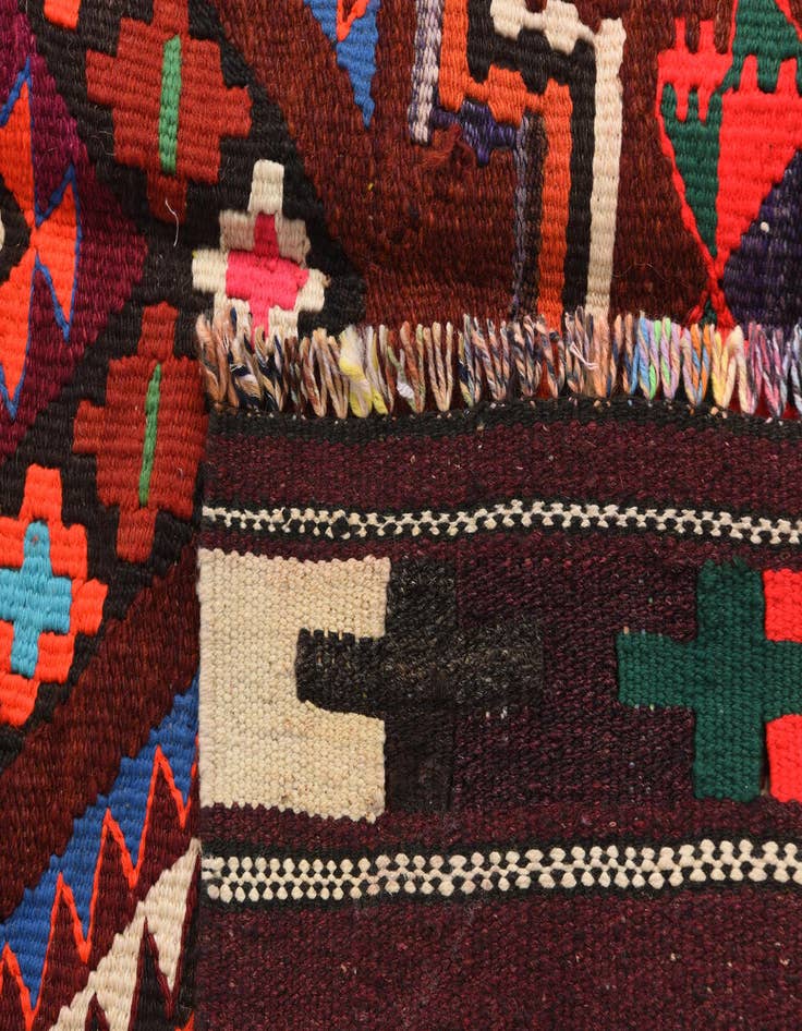 Detail image of 4' 7 x 9' 4  Hand Knotted Kilim Fars Persian Wool Runner Rug