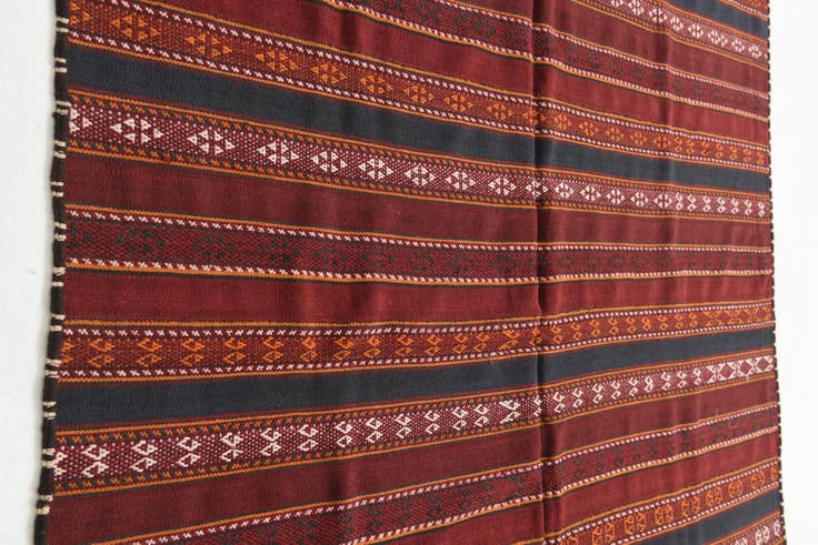 Detail image of 5' 9 x 12' Hand Knotted Kilim Fars Persian Wool Runner Rug